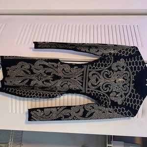 Fashion nova dress, Size M never use. Good quality not see thru